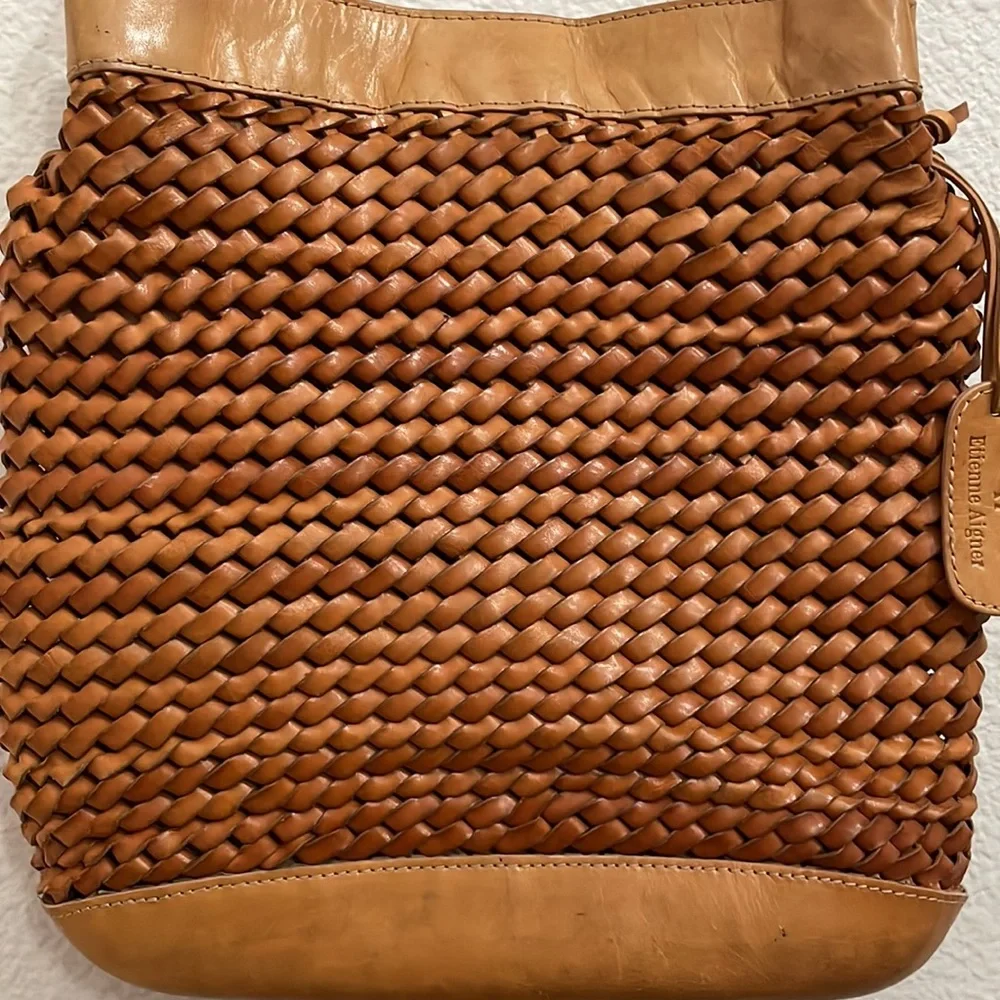 N/A stylish woven