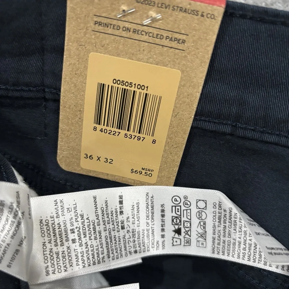 Levis photos business free