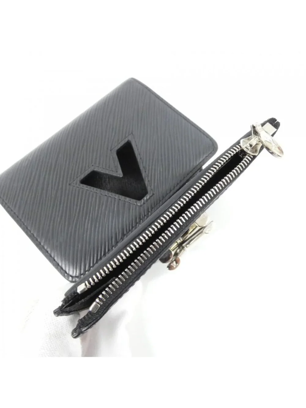 Louis Vuitton this authentic