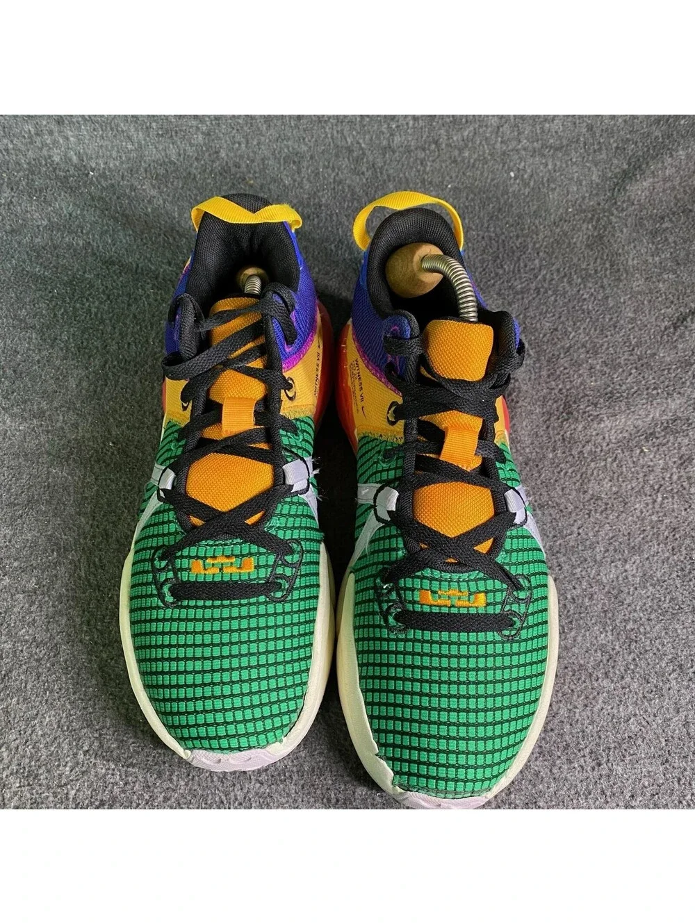 Nike lebron witness