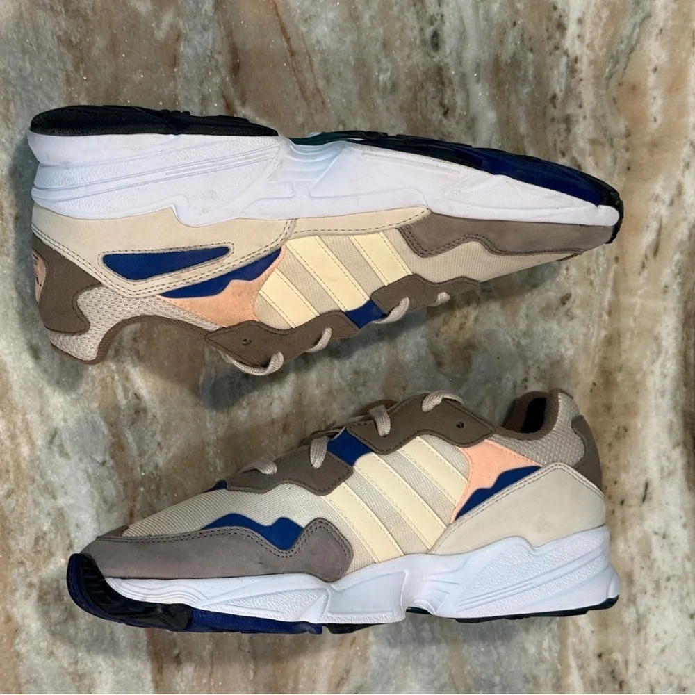 adidas men’s yung