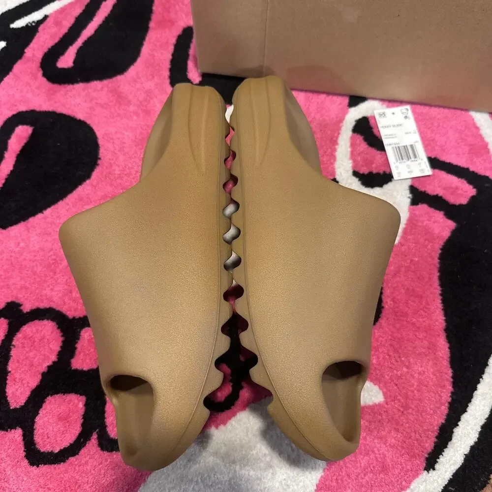 Yeezy adidas slide