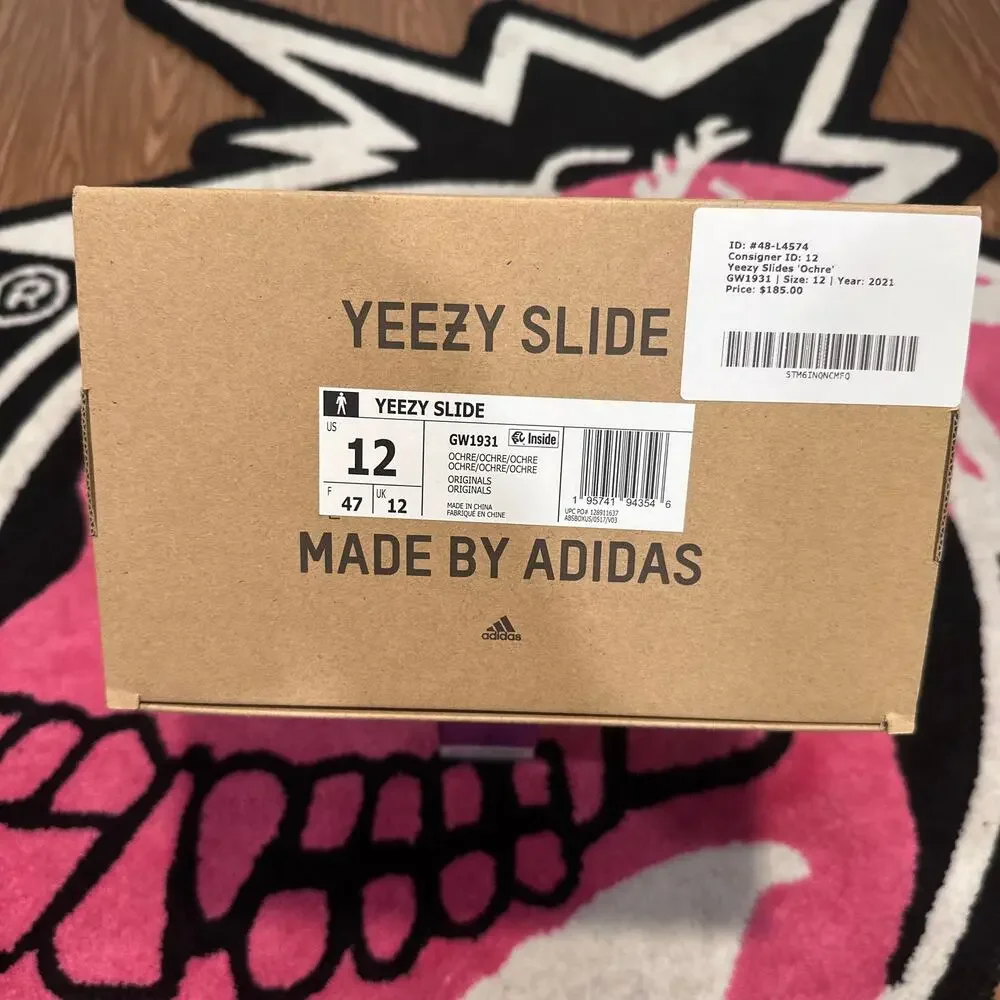 Yeezy adidas slide