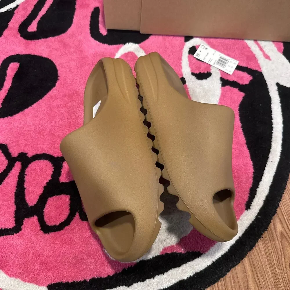 Yeezy adidas slide