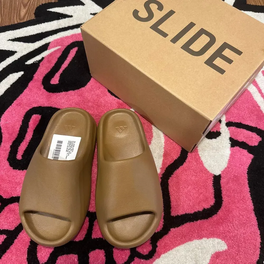 Yeezy adidas slide