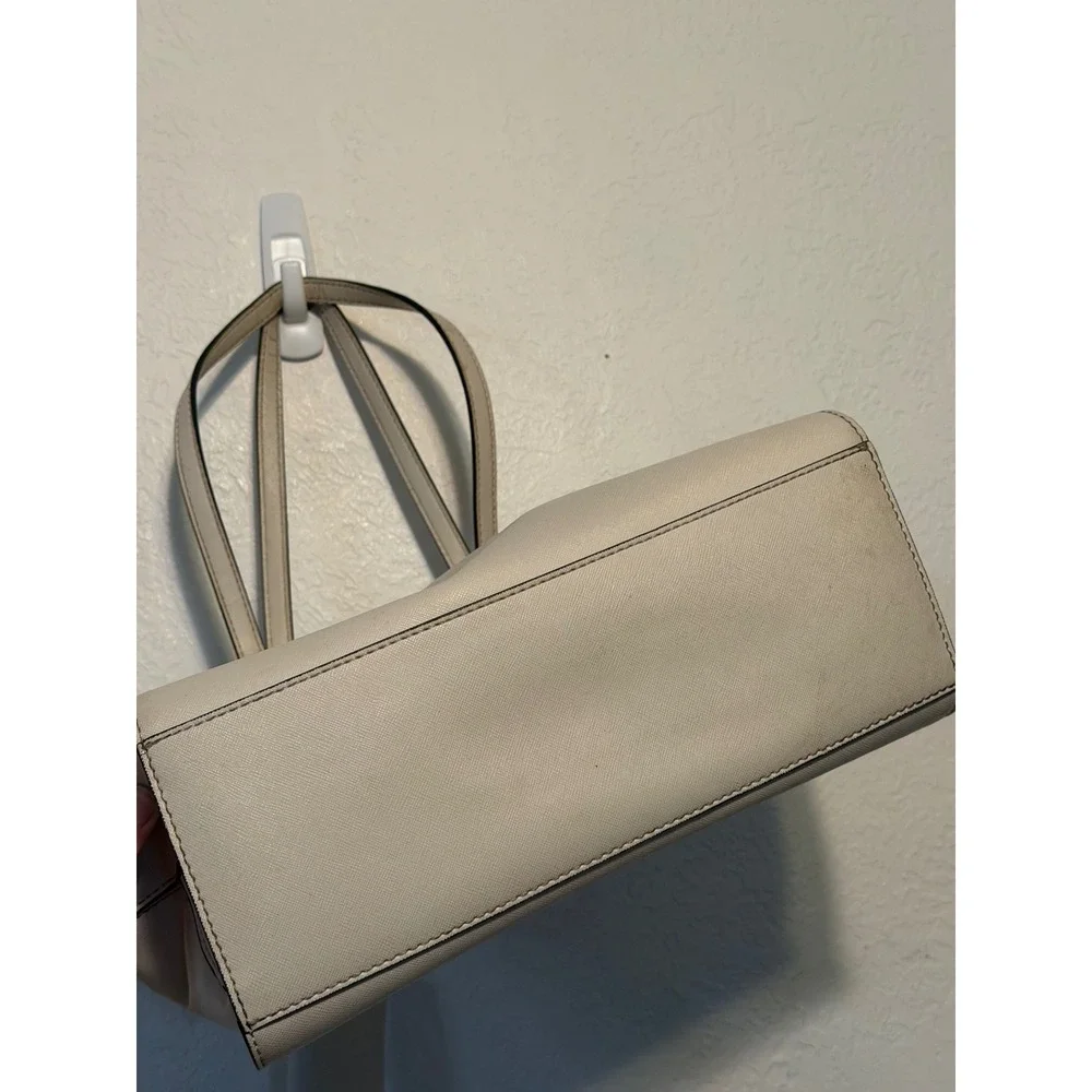 Guess cream saffiano