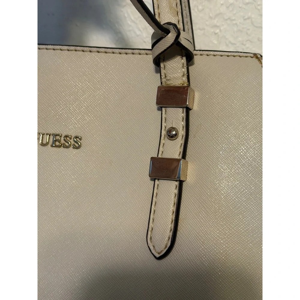 Guess cream saffiano