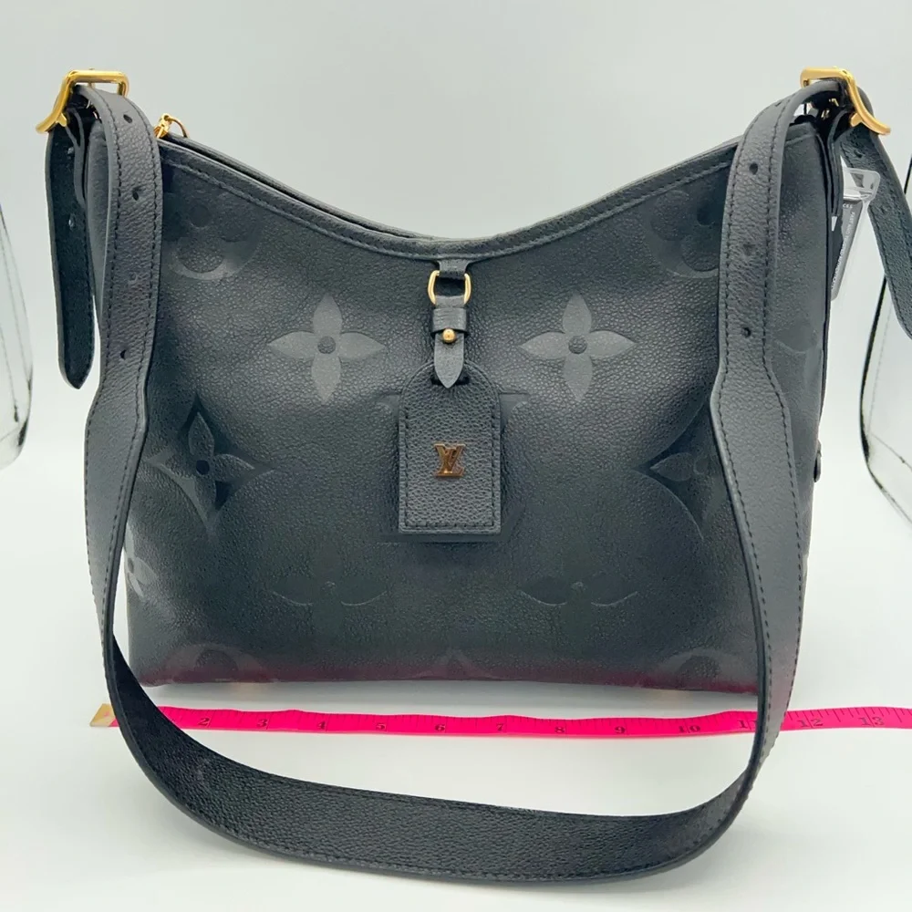 Louis Vuitton chic louis