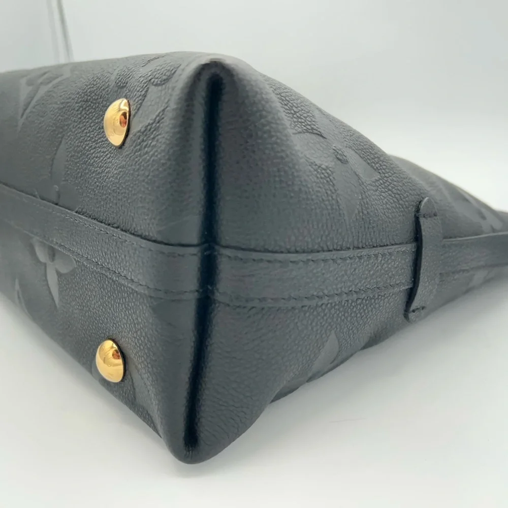 Louis Vuitton chic louis