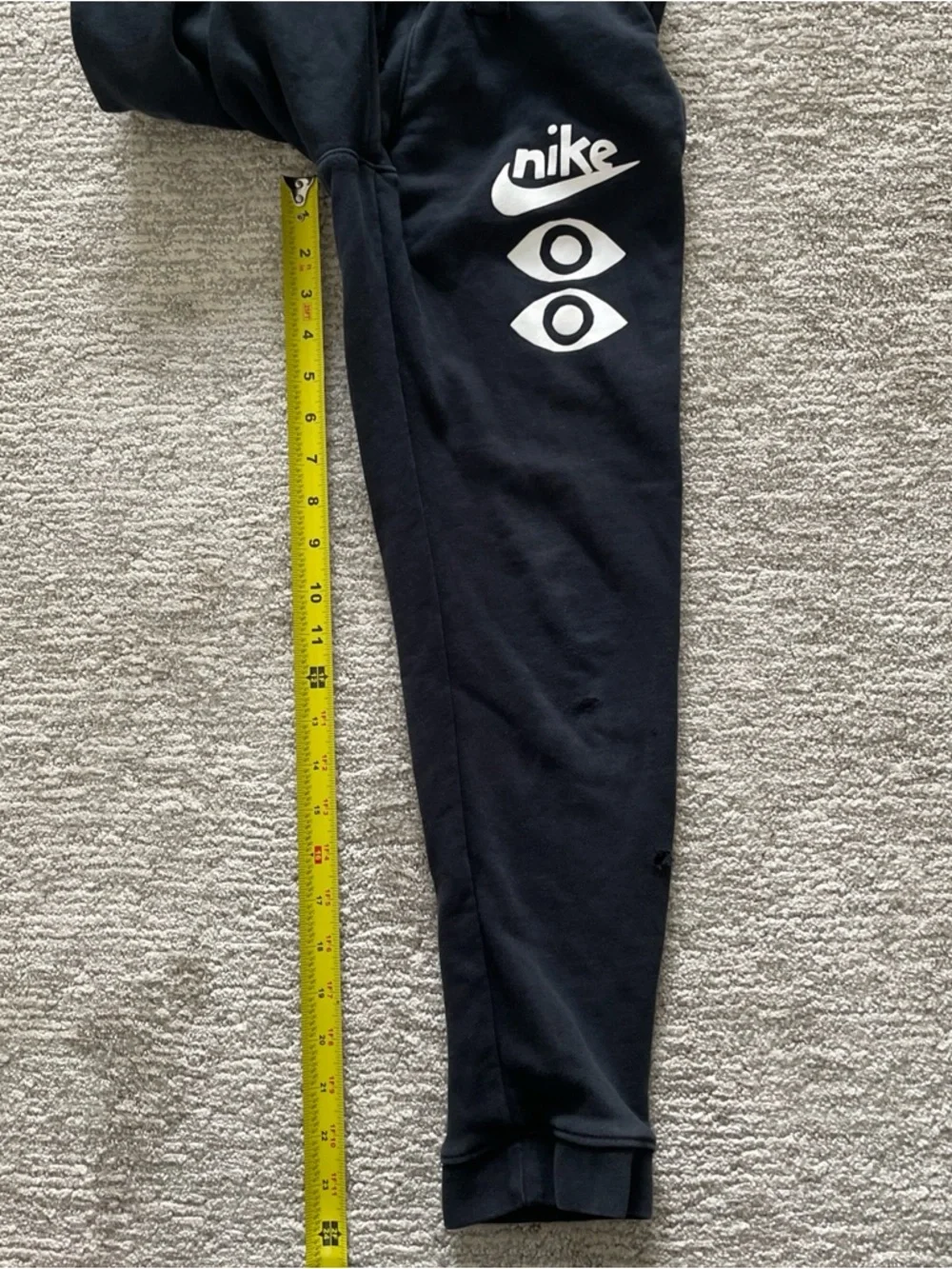 Nike Sportswear Club Fleece Big Kids' Joggers Size Medium Black Graphic Print