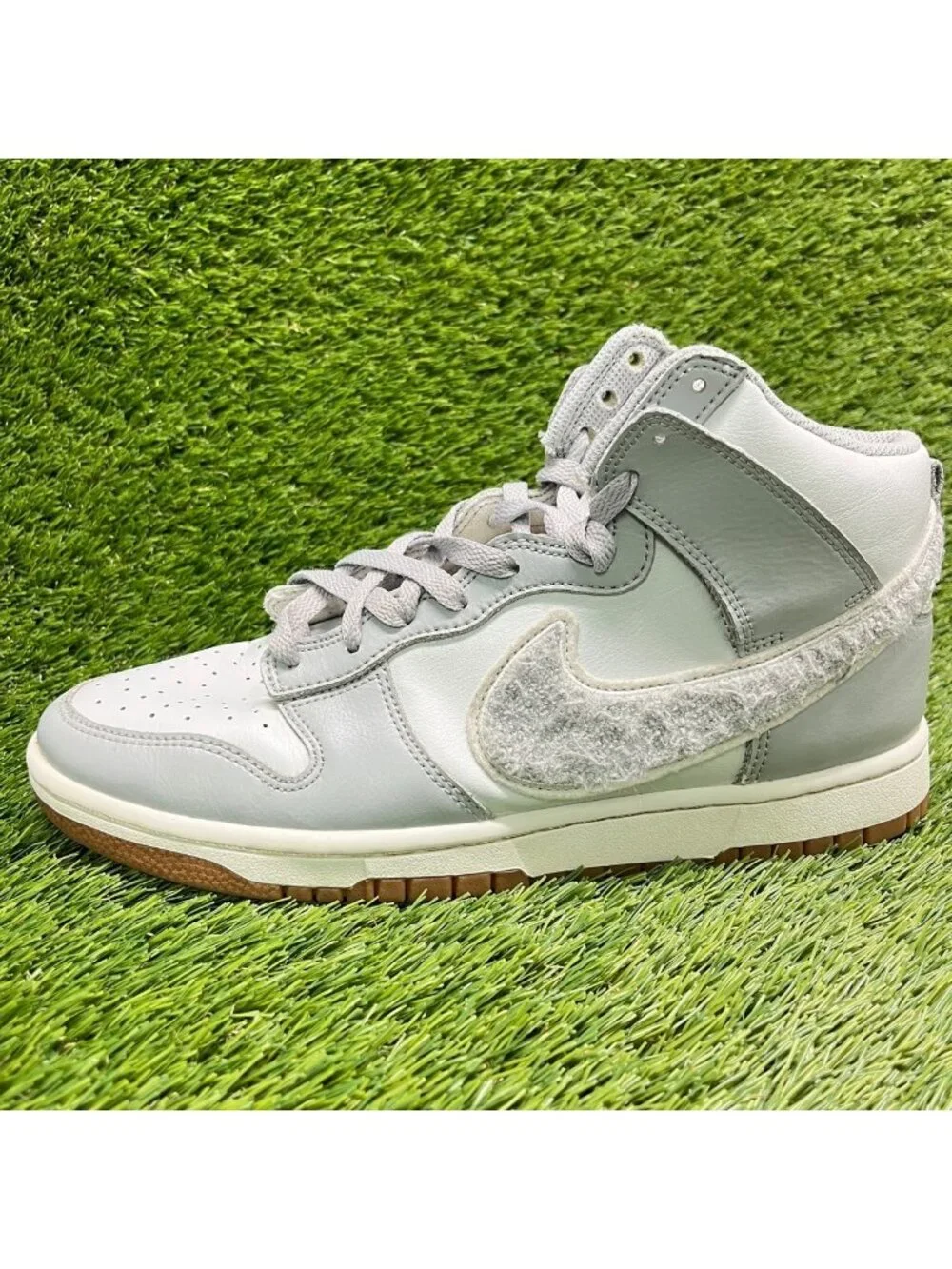 Nike please review