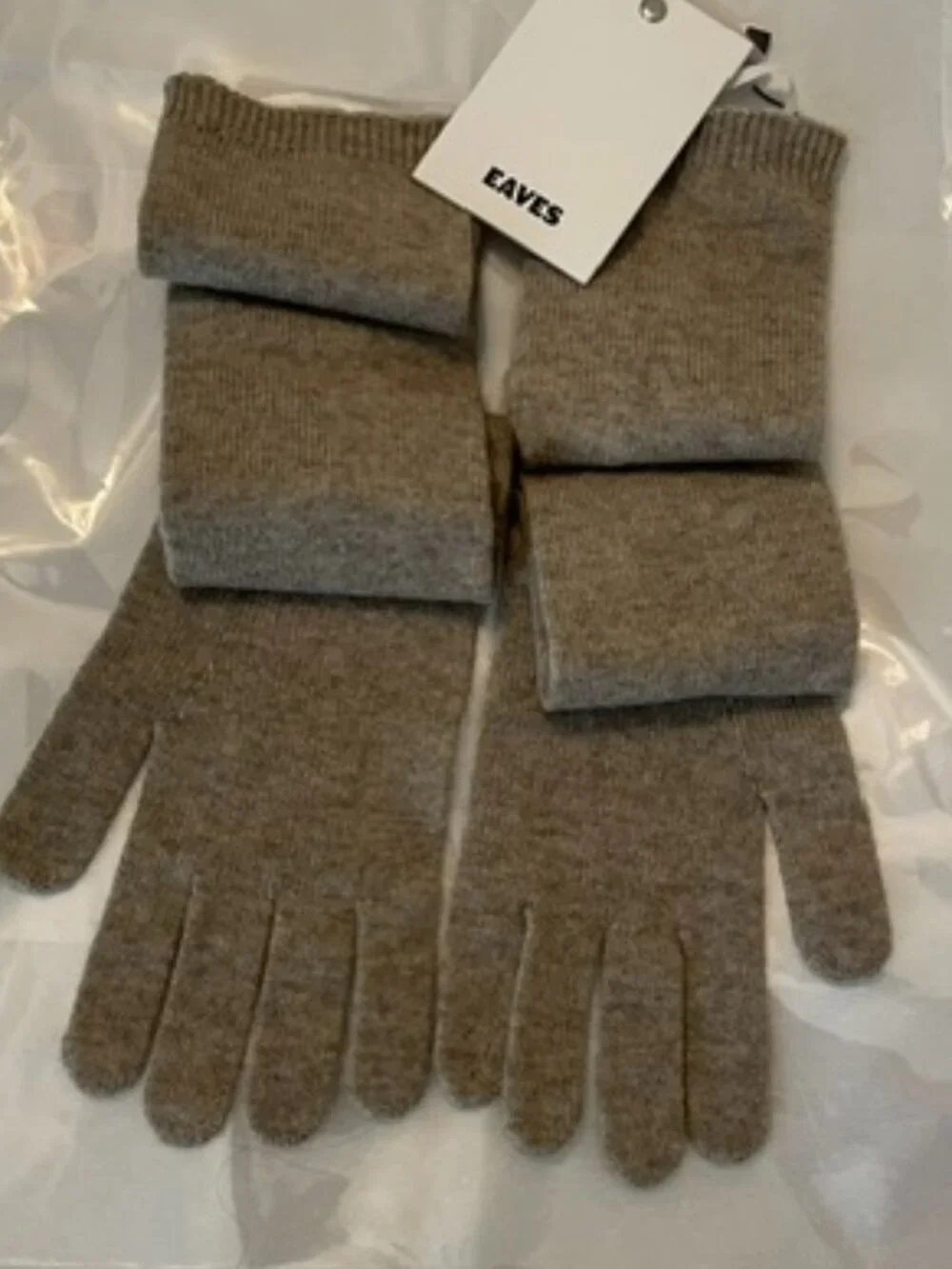 EAVES Mariana Knit Long Gloves in Taupe One Size Brand New with Tags NWT