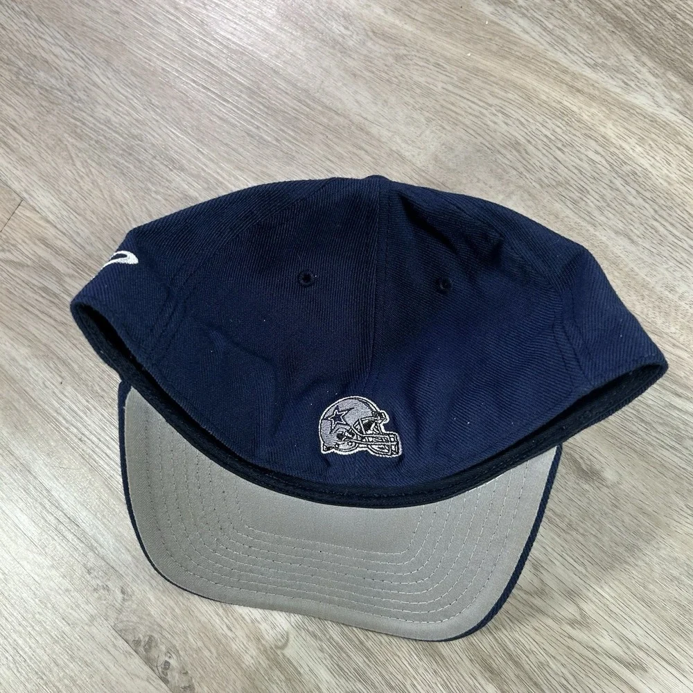Logo Athletic vtg logo