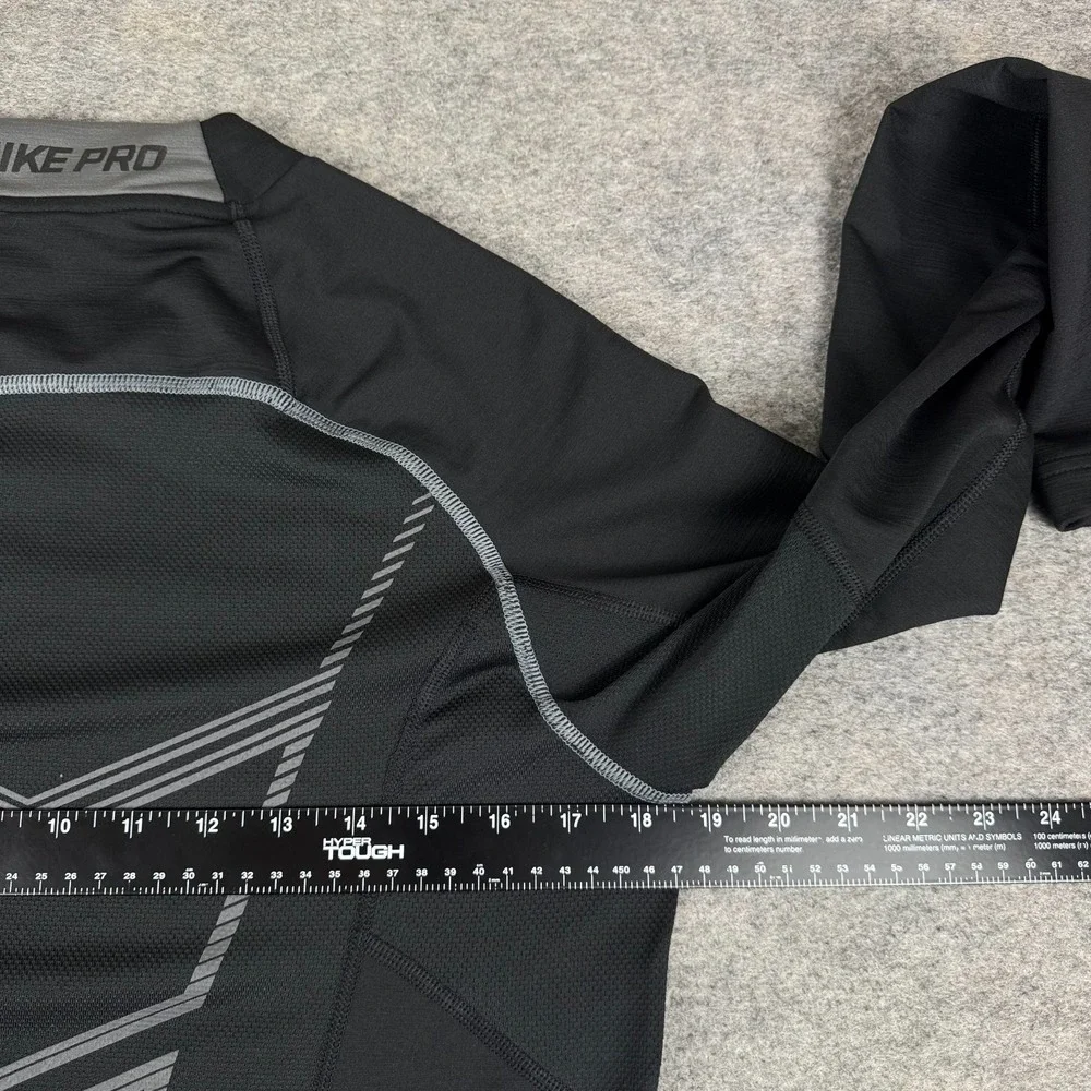 Nike item same fitted