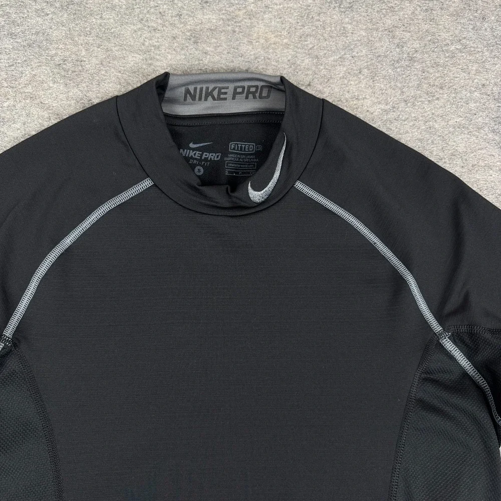 Nike this black neck
