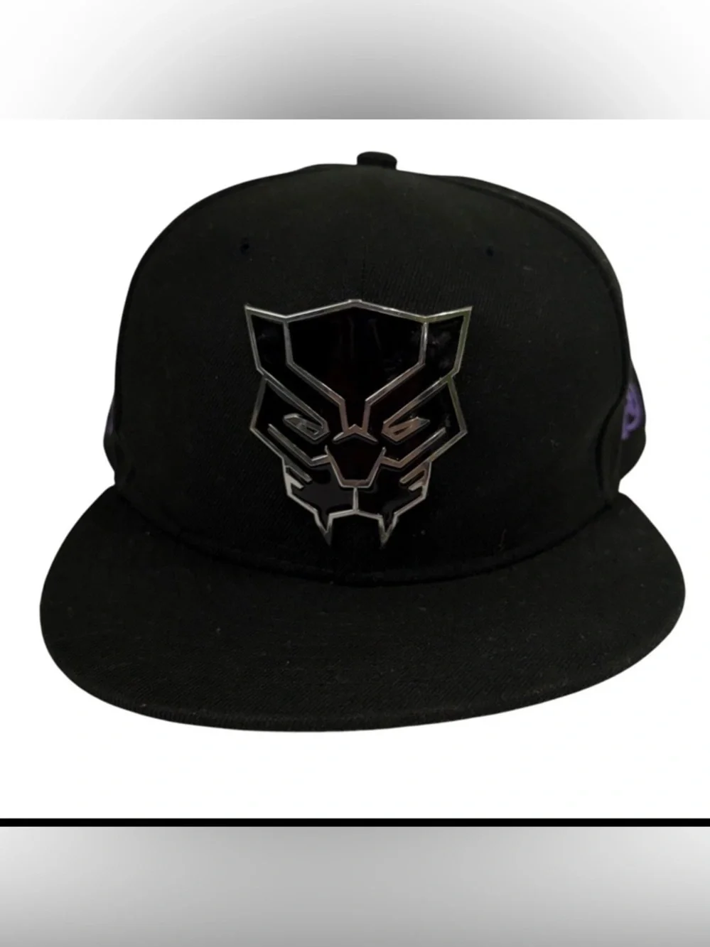 Marvel Black Panther Lids Exclusive‎ Fitted Hat 7 1/4 Black Metal Emblem Purple