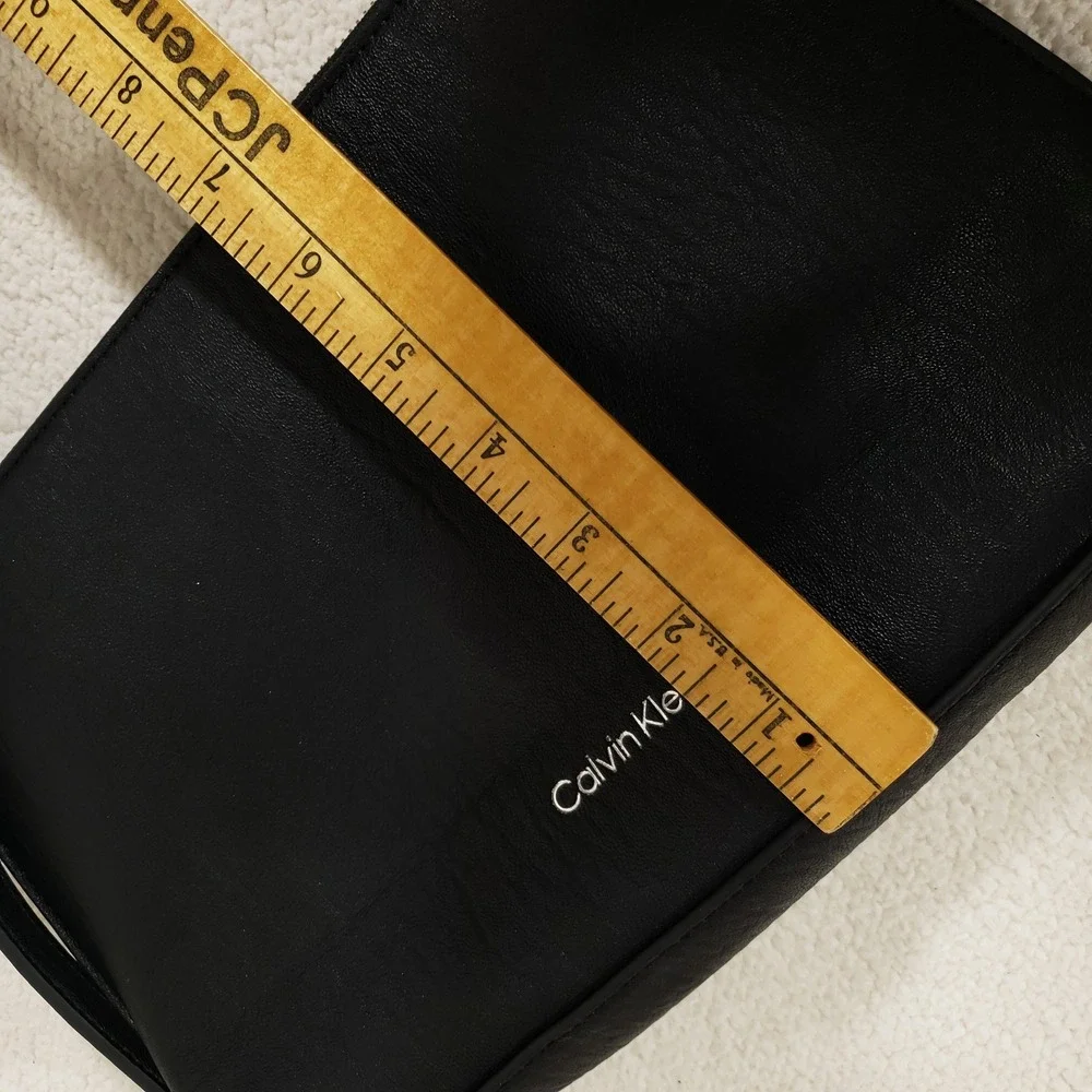Calvin Klein calvin klein