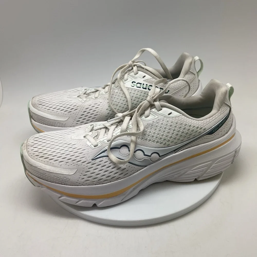 Saucony size womens