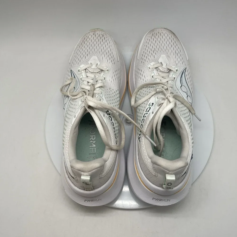 Saucony size womens