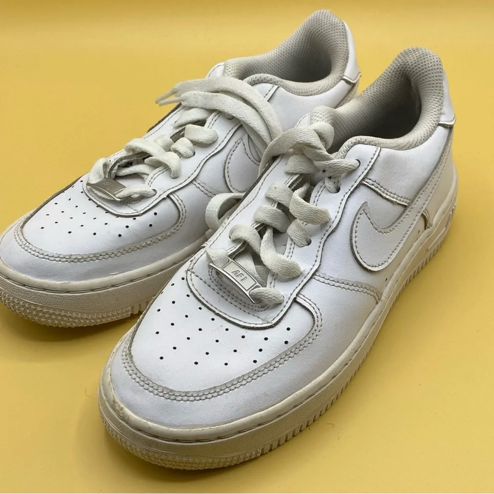 Nike these sneakers