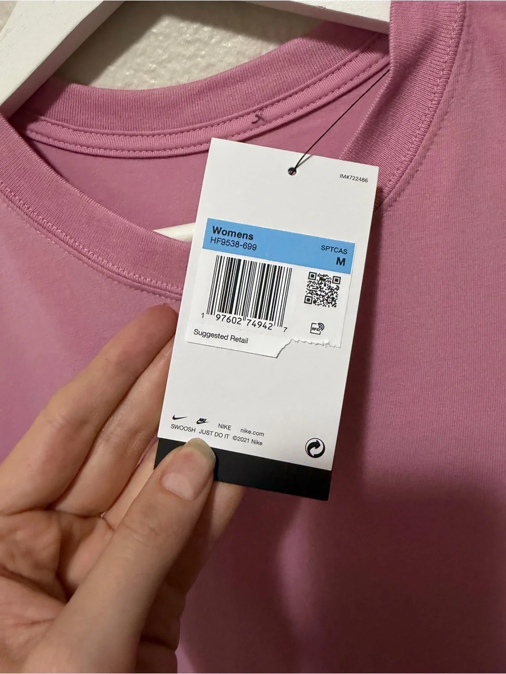 Nike nwt tee