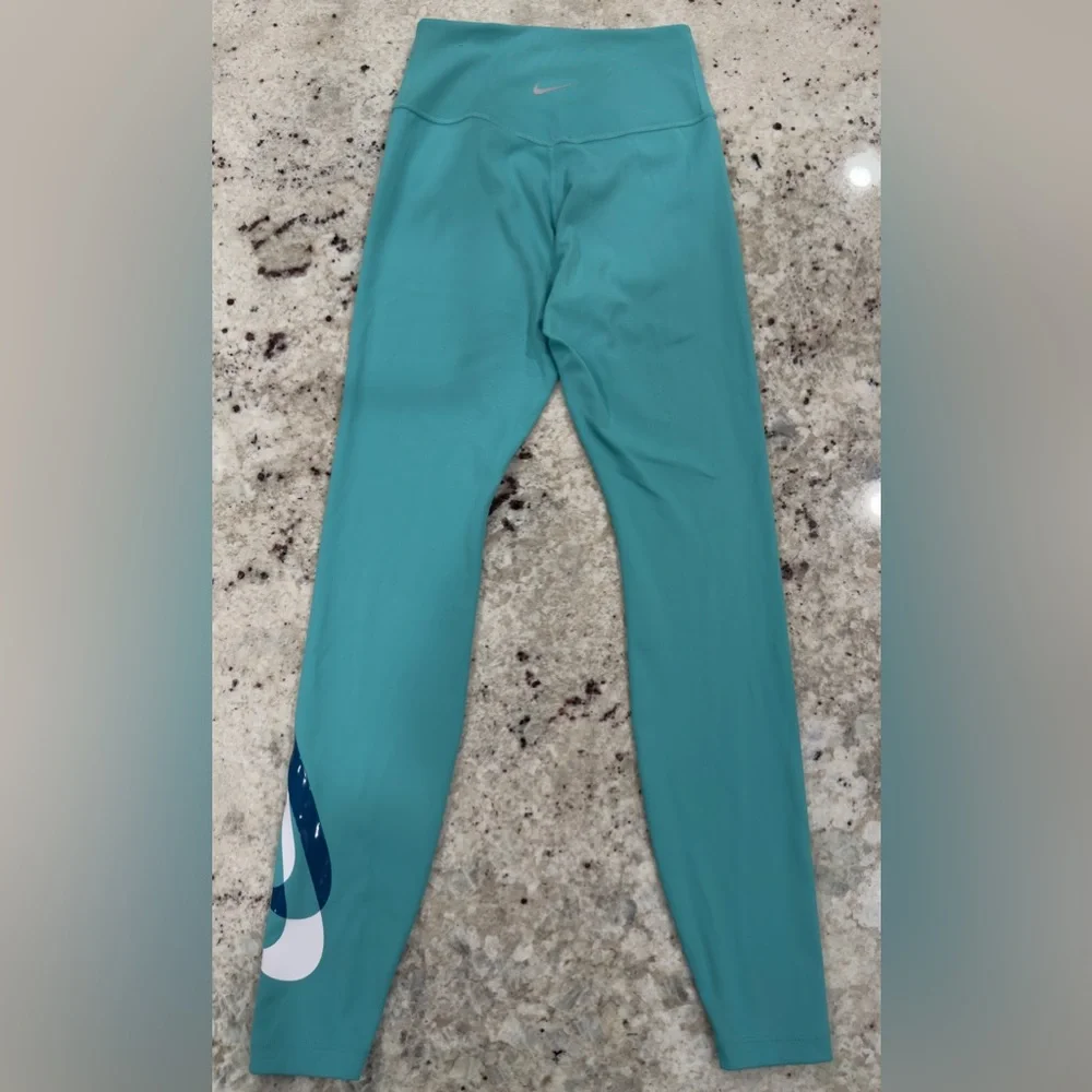 Nike dri fit