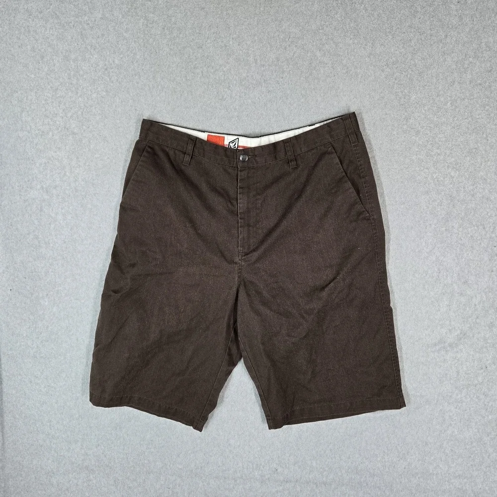 VINTAGE Volcom Men Shorts 36 Brown Y2K Skater Chino Logo 11.5