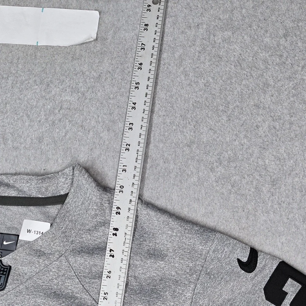 Nike *please carefully