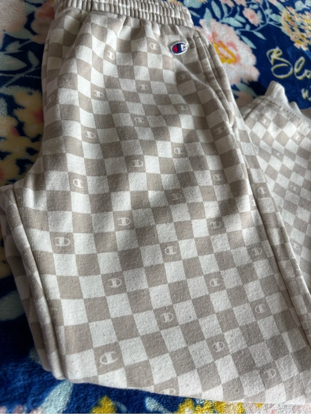 Champion light beige