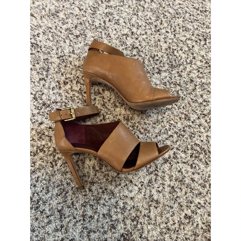 Coach women camel