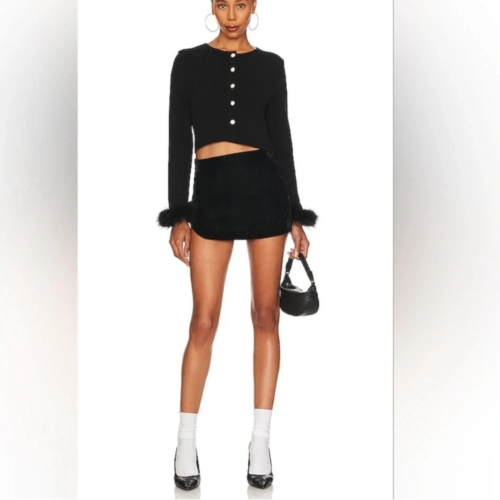 🆕‎ NWT Free People Annalise Velvet Mini Skirt / Black