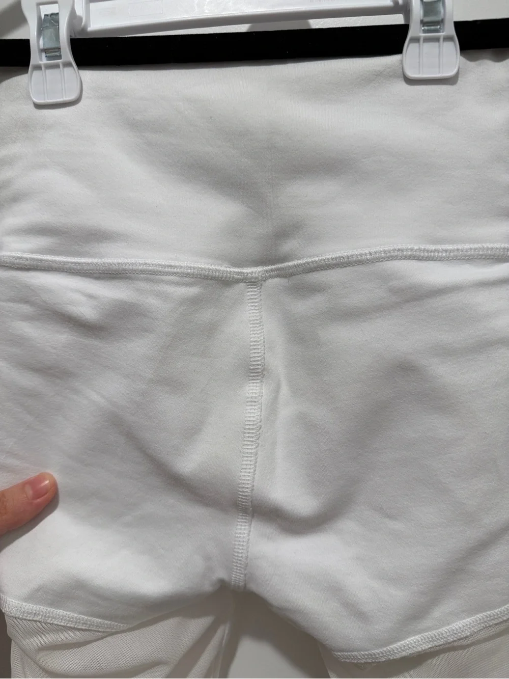 ALO Yoga soft stretchy