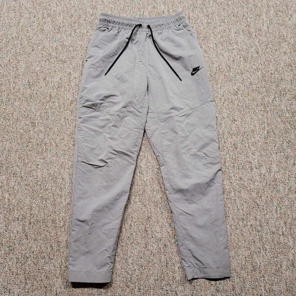 Nike Sportswear Tech Essentials Pants Mens Small Woven Lined Commuter DQ4343-010