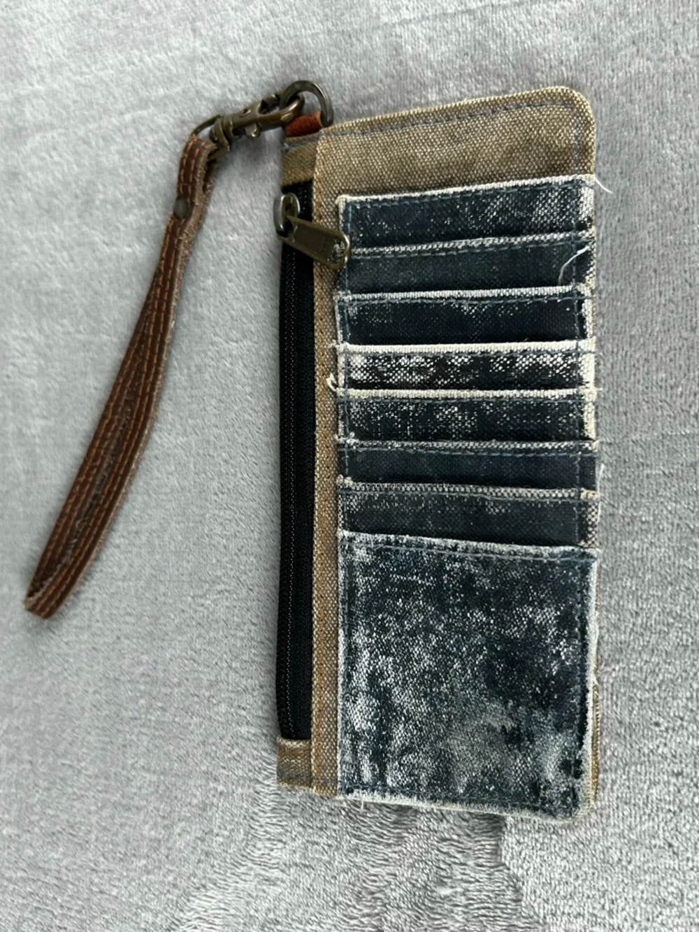 Mona B Upcycled Zipper Wallet Wristlet Card‎ Slots Wrist Strap Canvas Denim