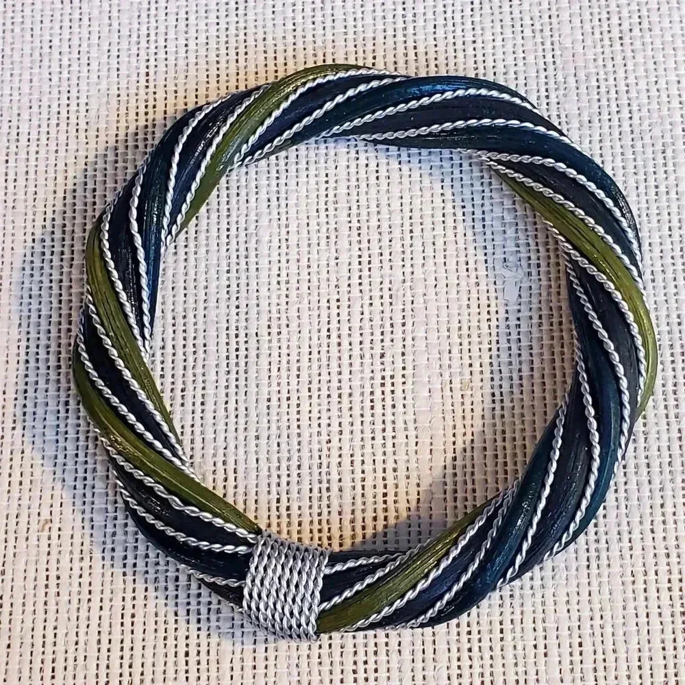 Fashion Jewelry handcrafted twisted