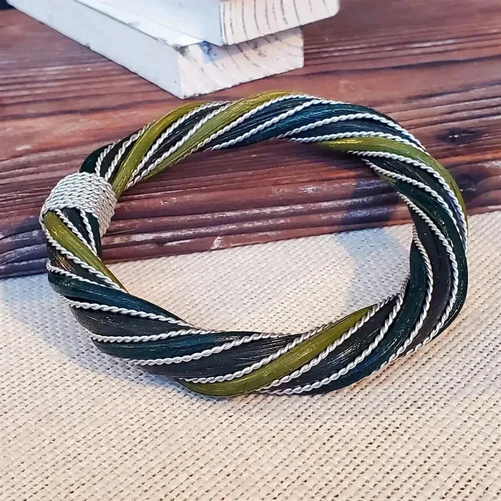 Fashion Jewelry handcrafted twisted