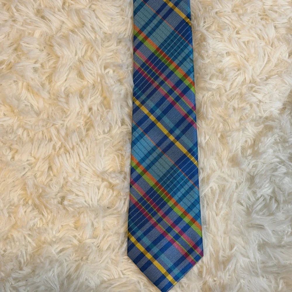 Izod provided plaid