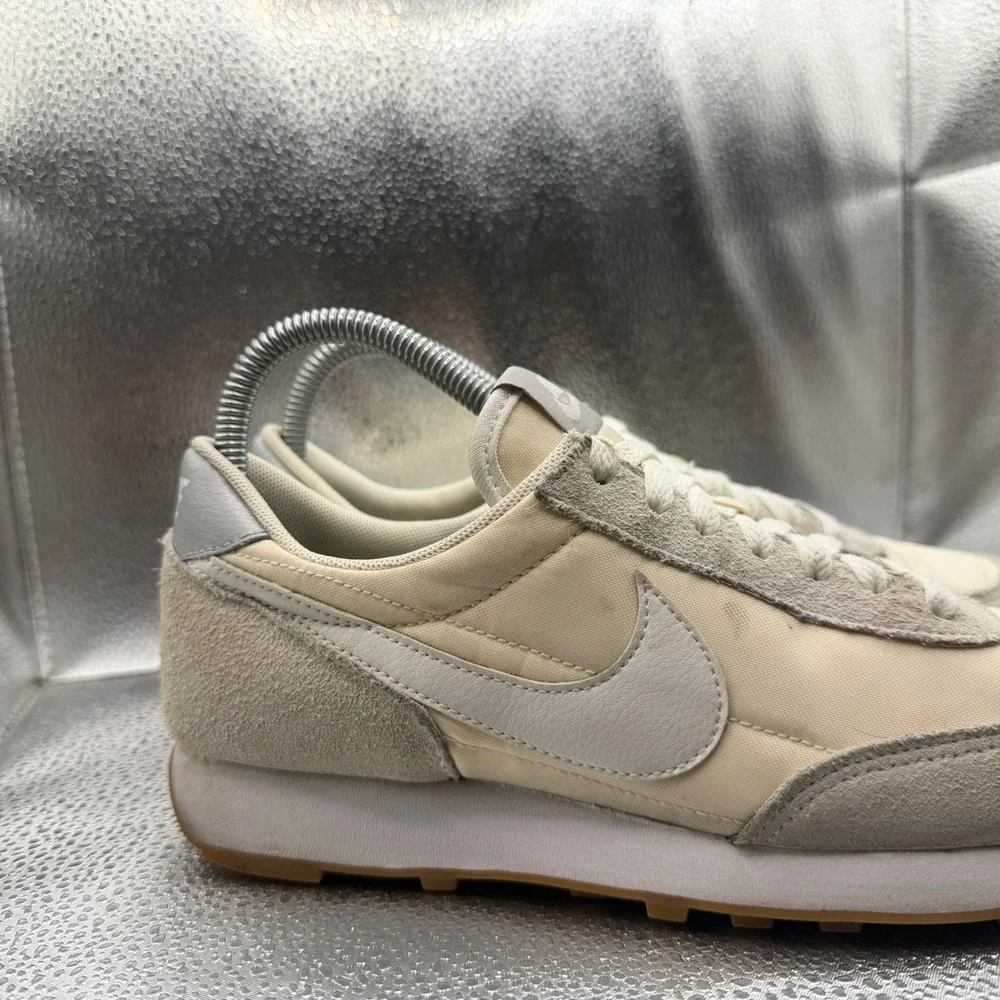 Nike sneakers free