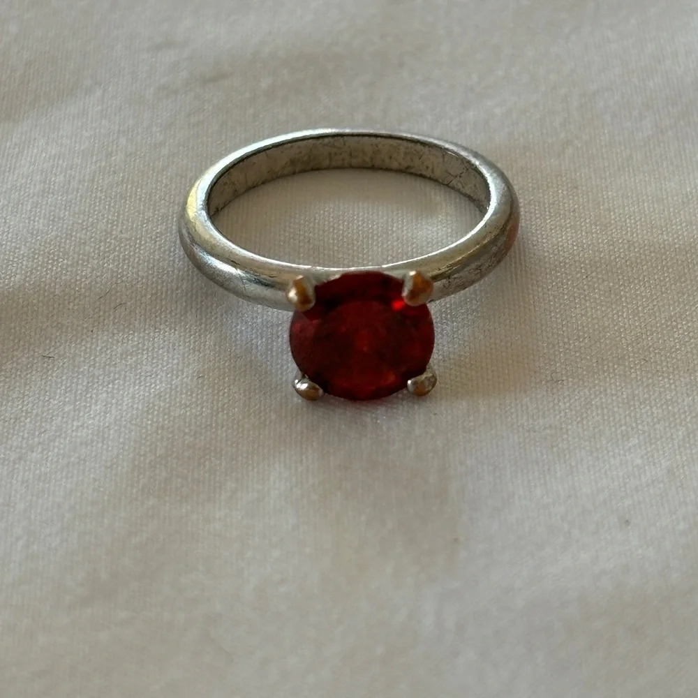 Red Solitaire Rhinestone Ring Size 7‎