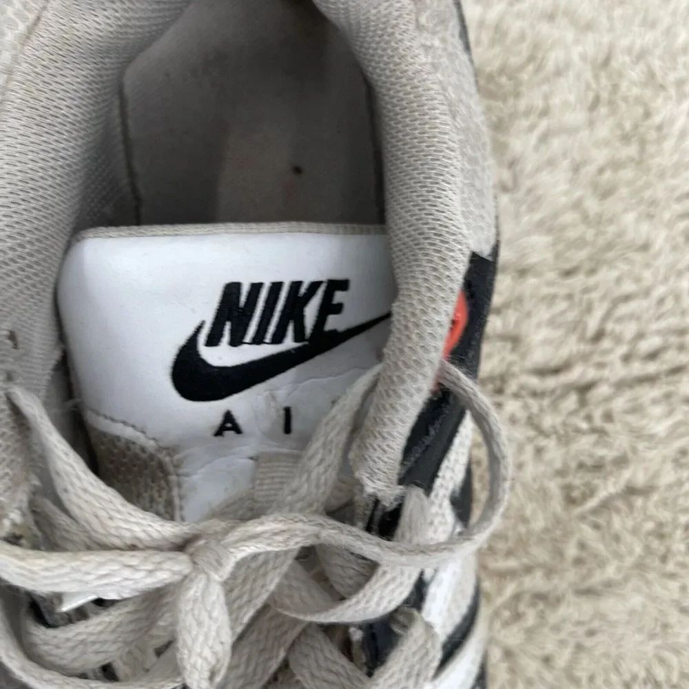 Nike sneaker air