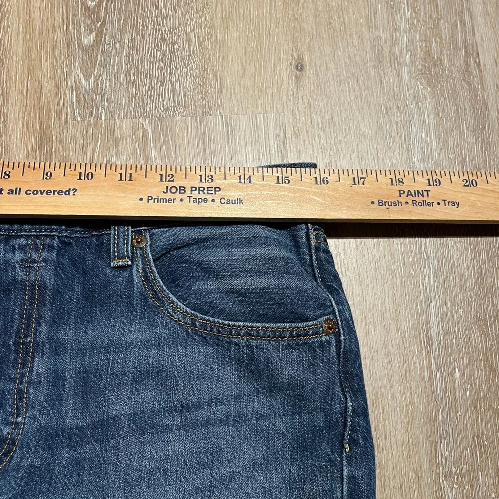 Levis foundation casual