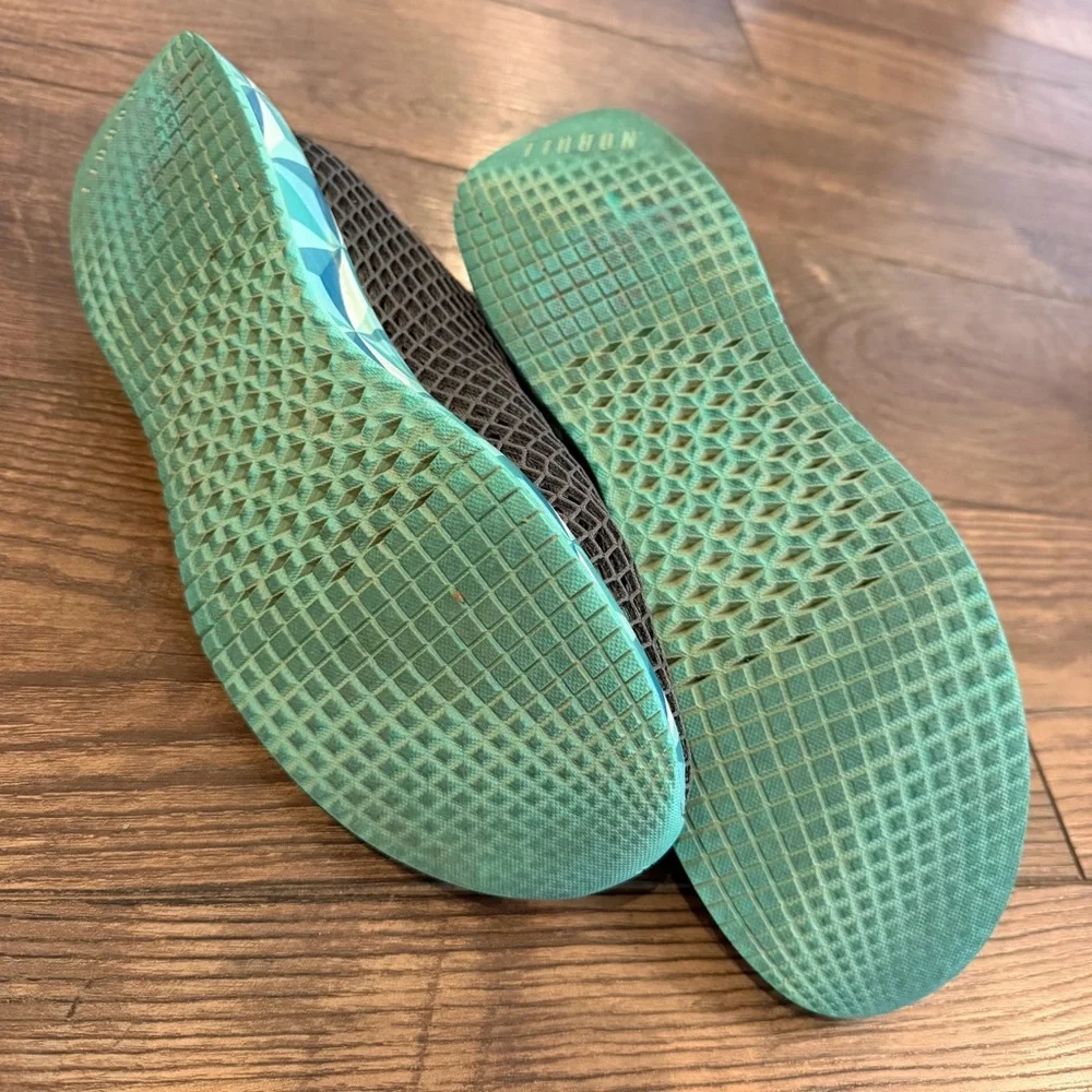 NOBULL training sneakers