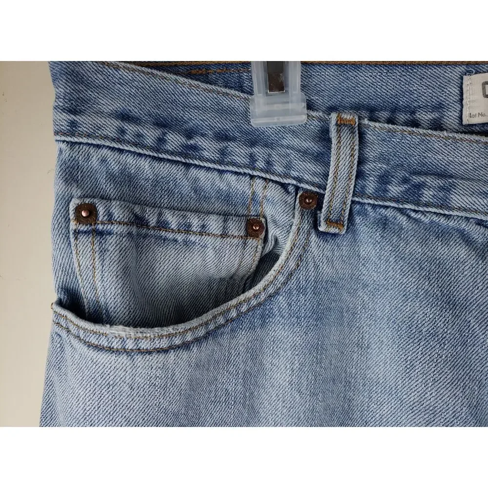 Levis levis 560