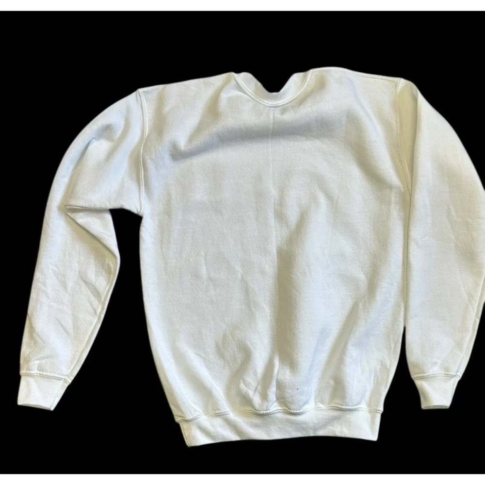 Gildan youth xl