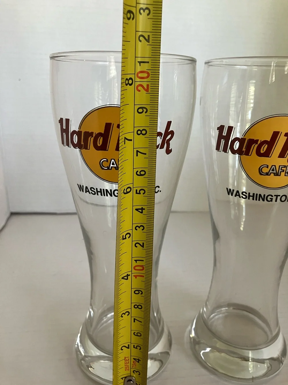 Hard Rock Cafe pair hard