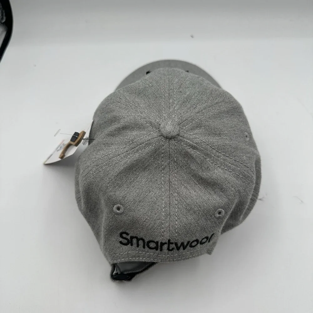 Smartwool logo ball