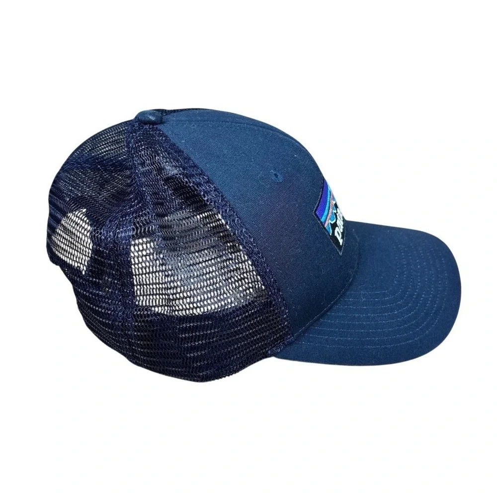 Patagonia logo trucker