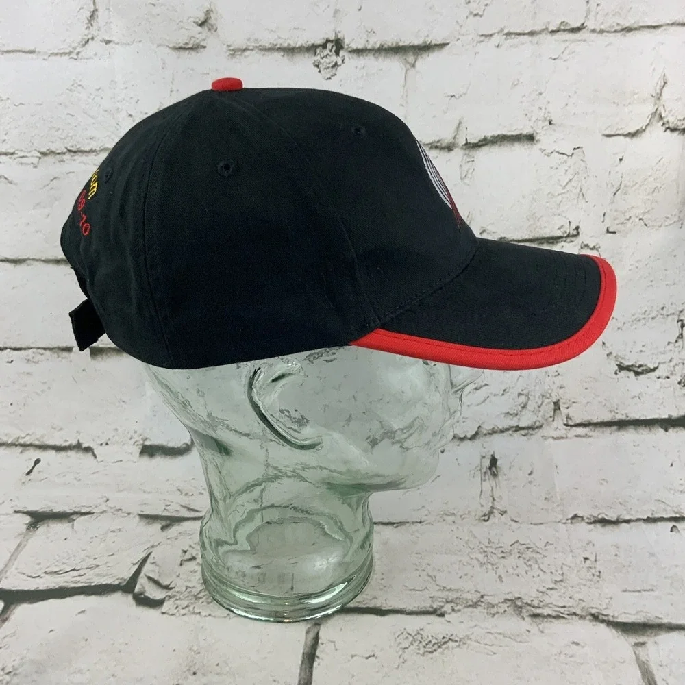 Collegiate Outfitters good preowned