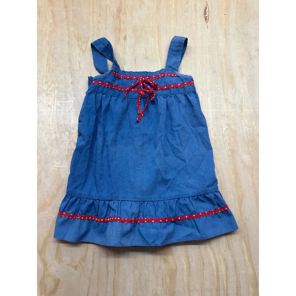Vintage Girls Blue Chambray Denim Pinafore‎ Dress Ruffle Hem Floral Trim Bow 4T