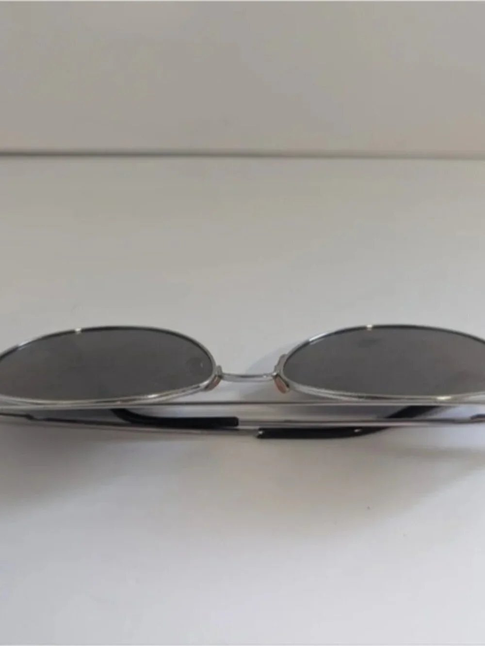 Aldo silver abstract